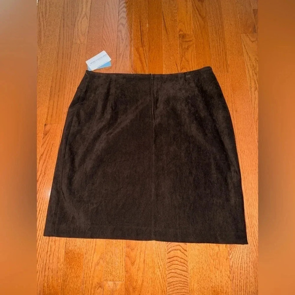 NWT Sport Collection women’s Vintage Brown suede like Skirt size 16 midi pencil - Picture 3 of 7